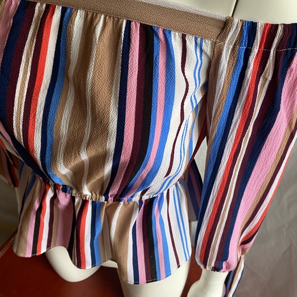 Stripped off the shoulder blouse - Picture 4 of 9